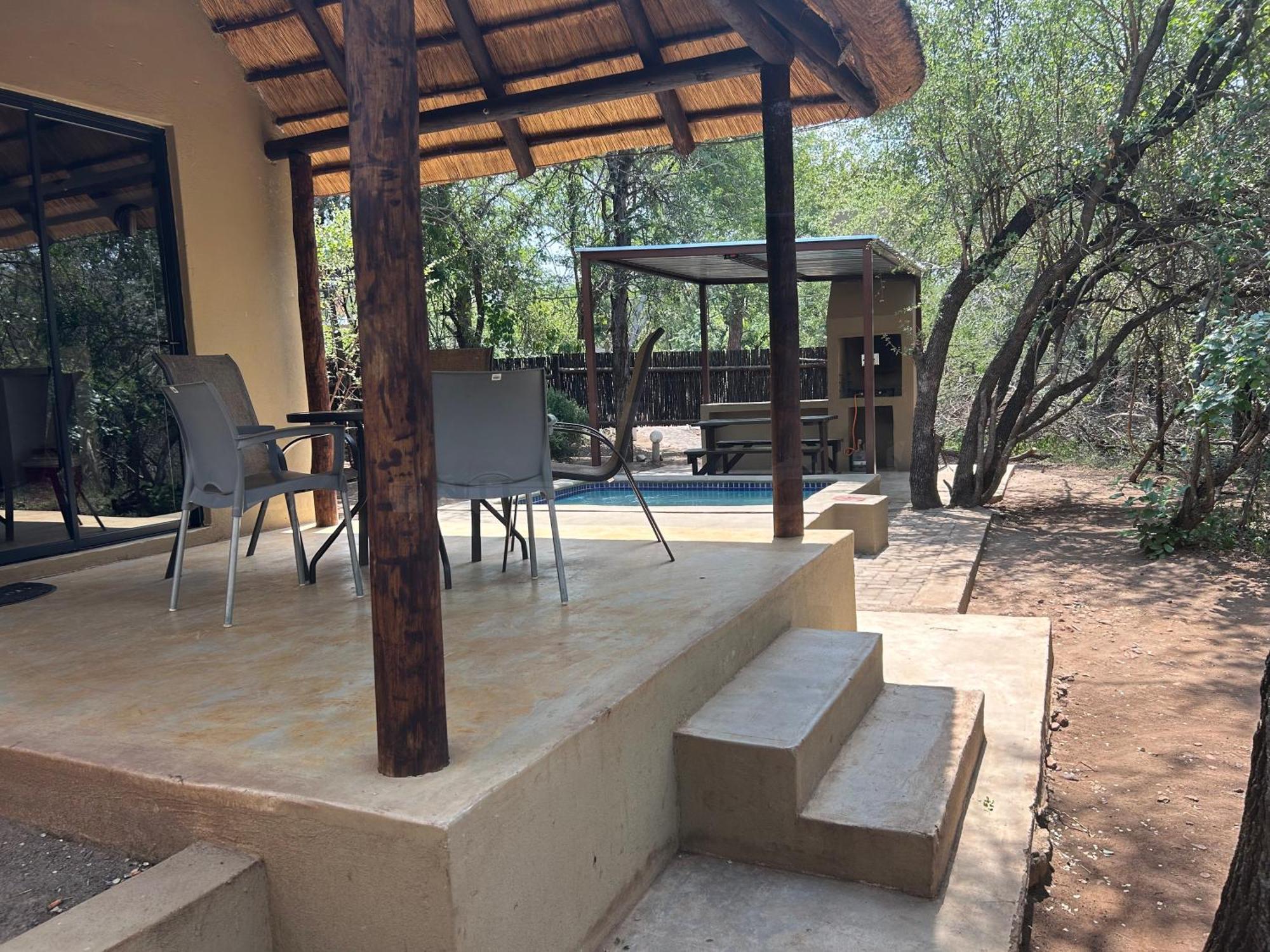Athule Inn Marloth - Units Marloth Park Exterior photo